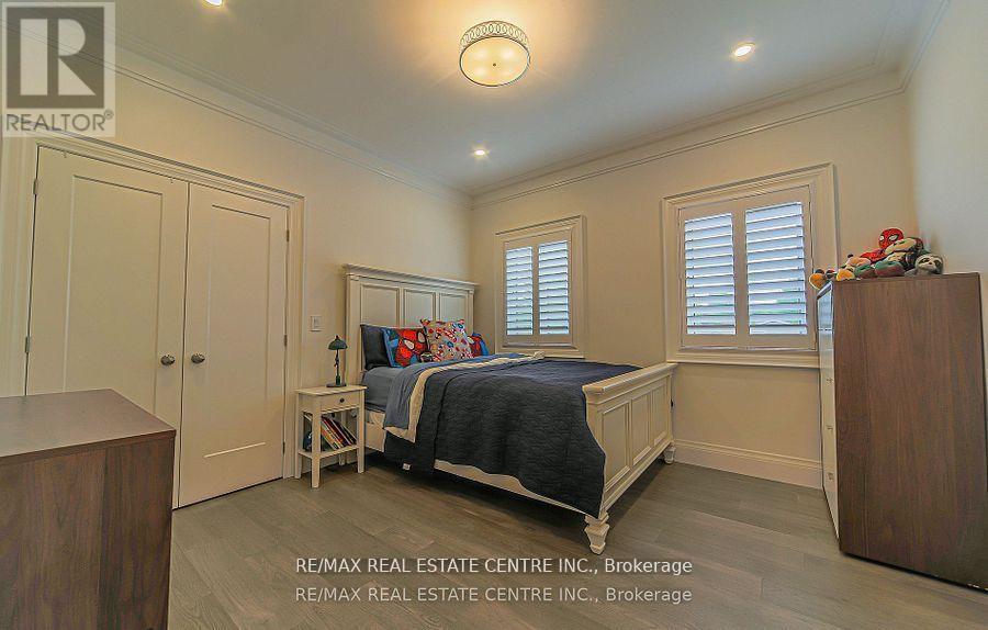 Single Family House for Sale in  HAWTHORN CRESCENT Brampton (Westgate) 