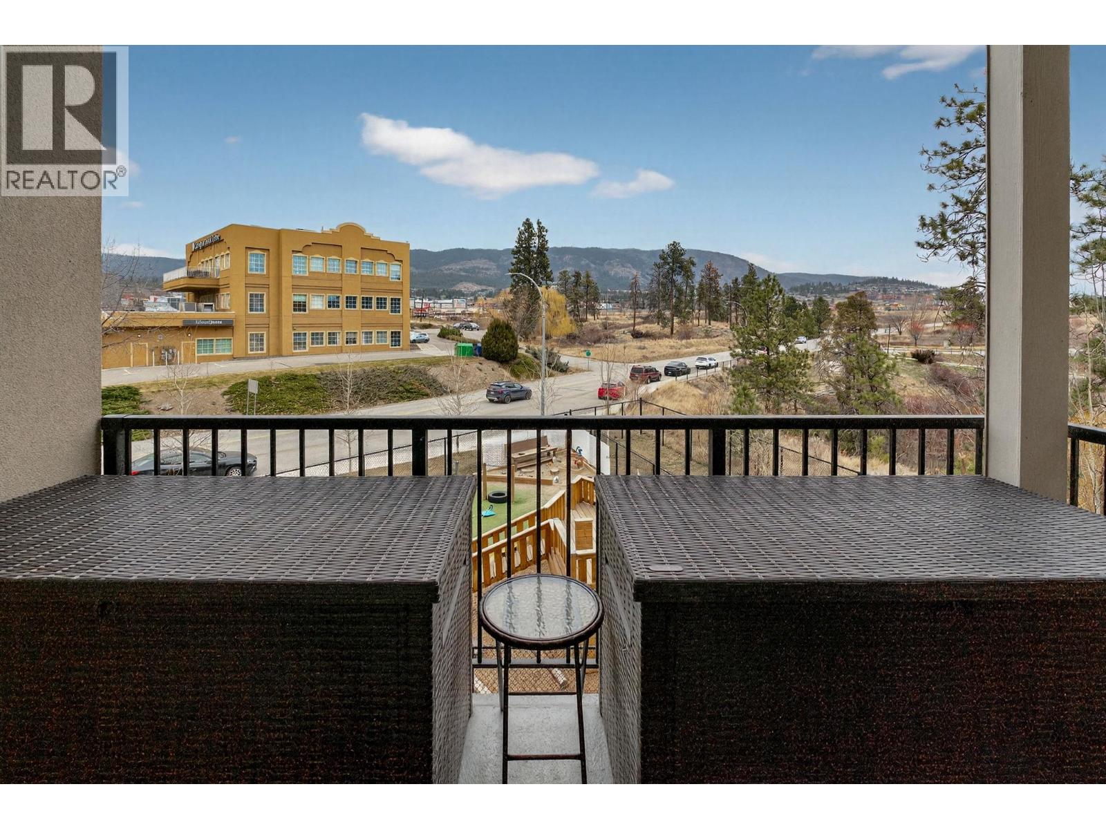 207 2301 Carrington Road, West Kelowna