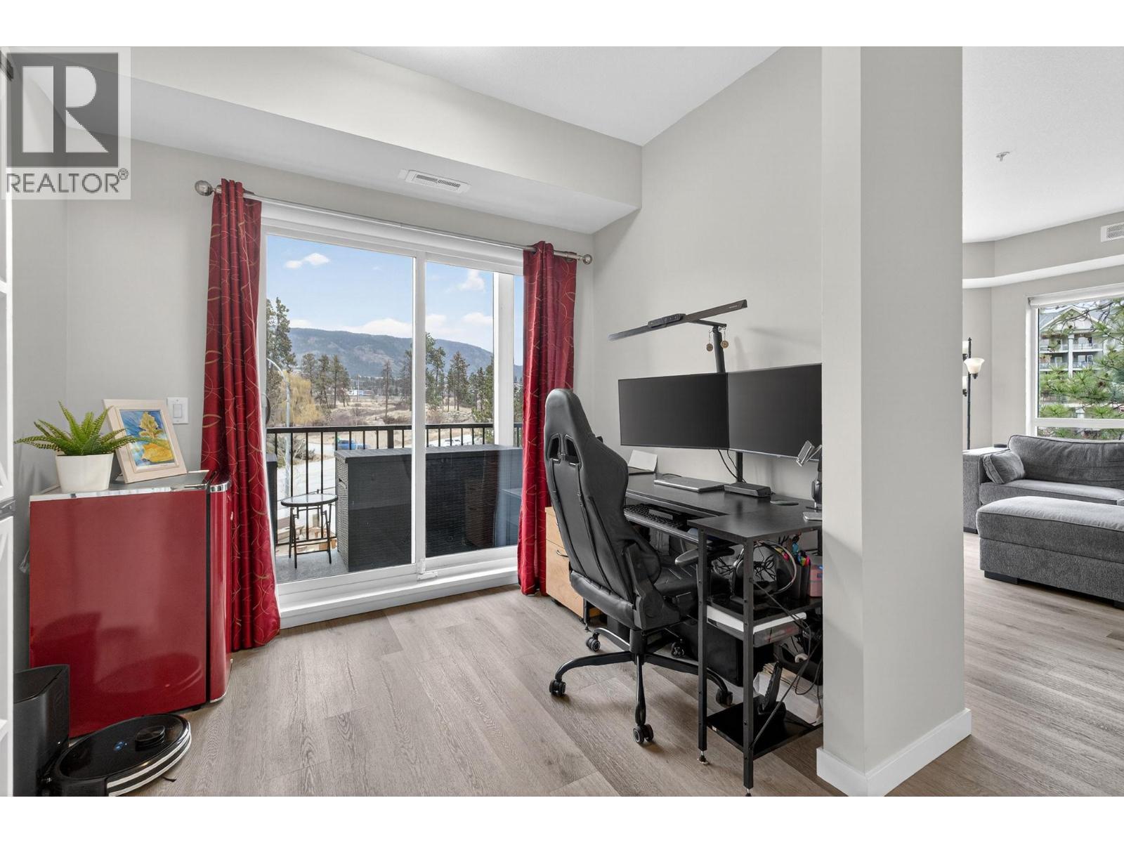 207 2301 Carrington Road, West Kelowna