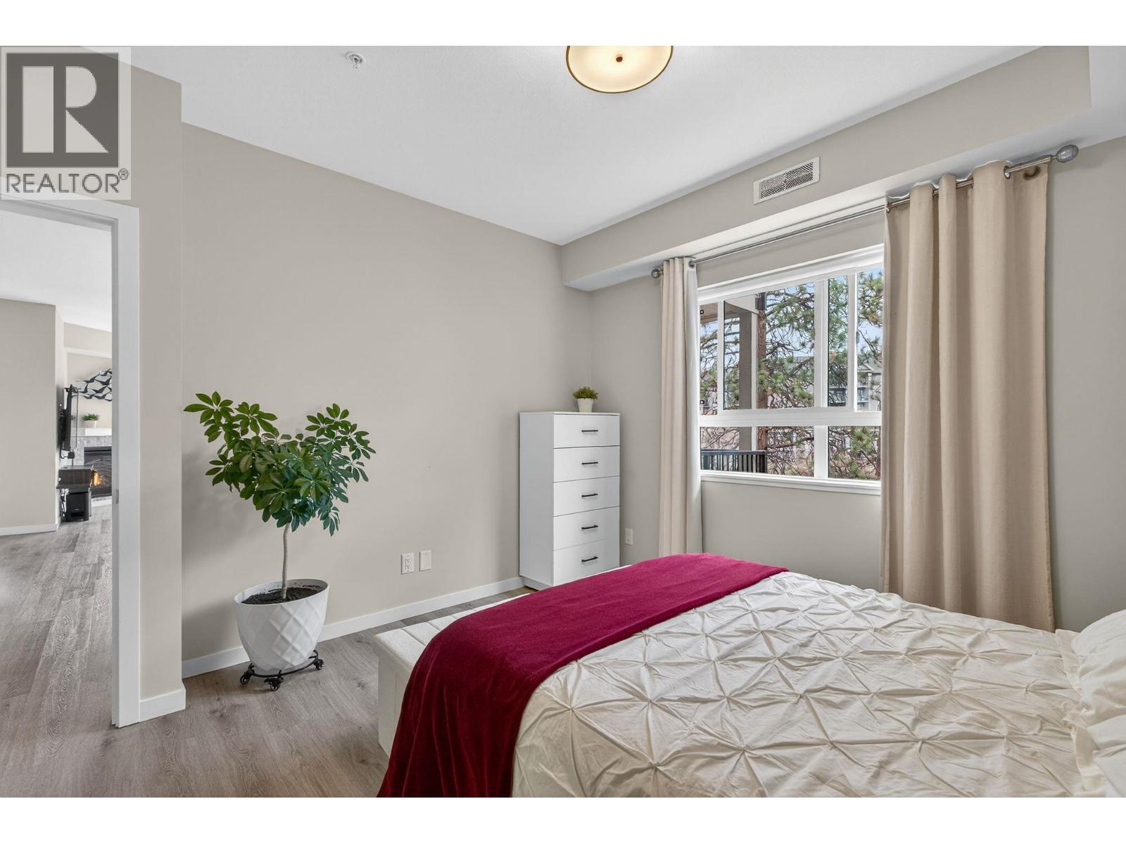 207 2301 Carrington Road, West Kelowna