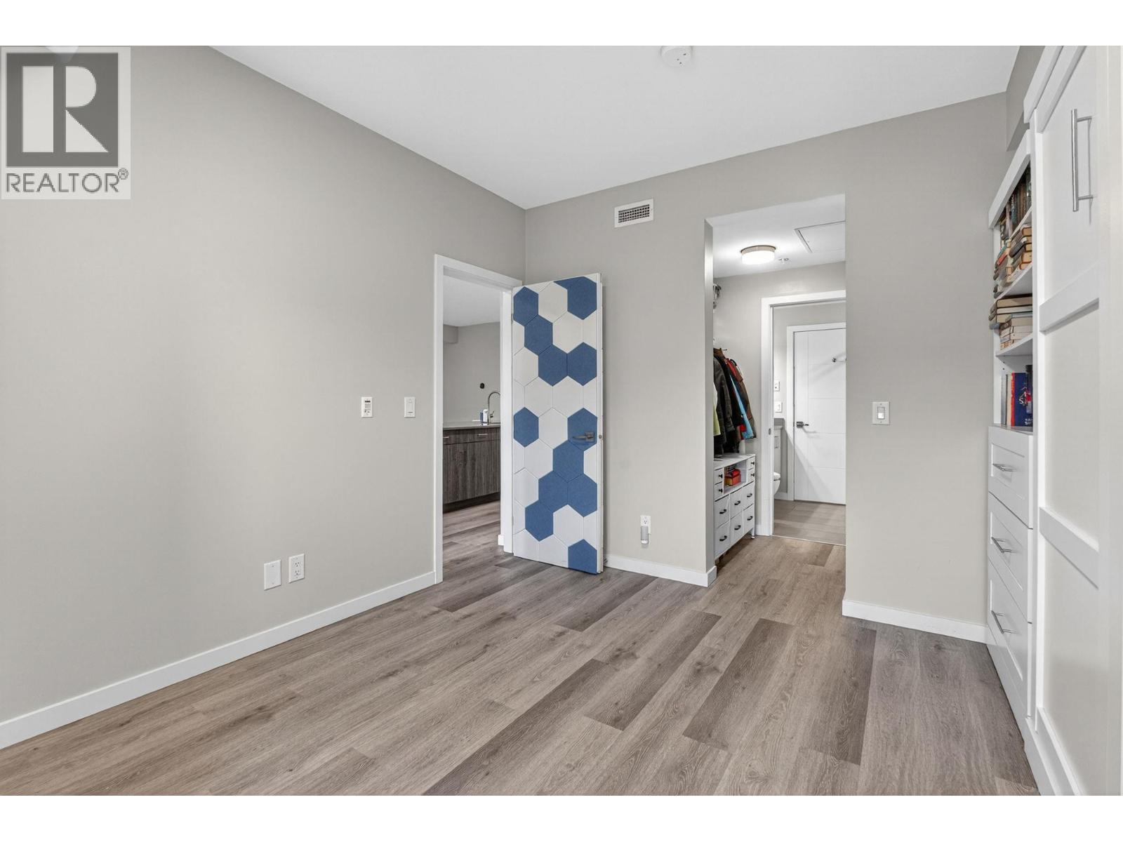 207 2301 Carrington Road, West Kelowna