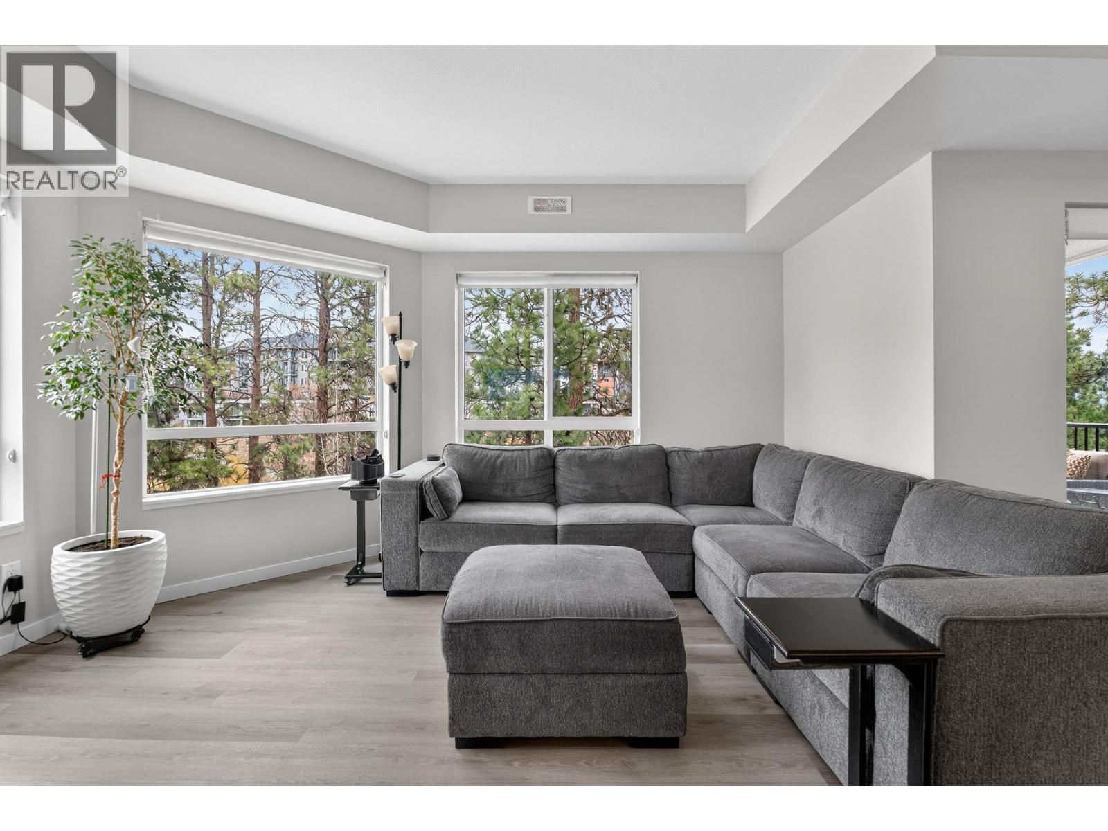 207 2301 Carrington Road, West Kelowna