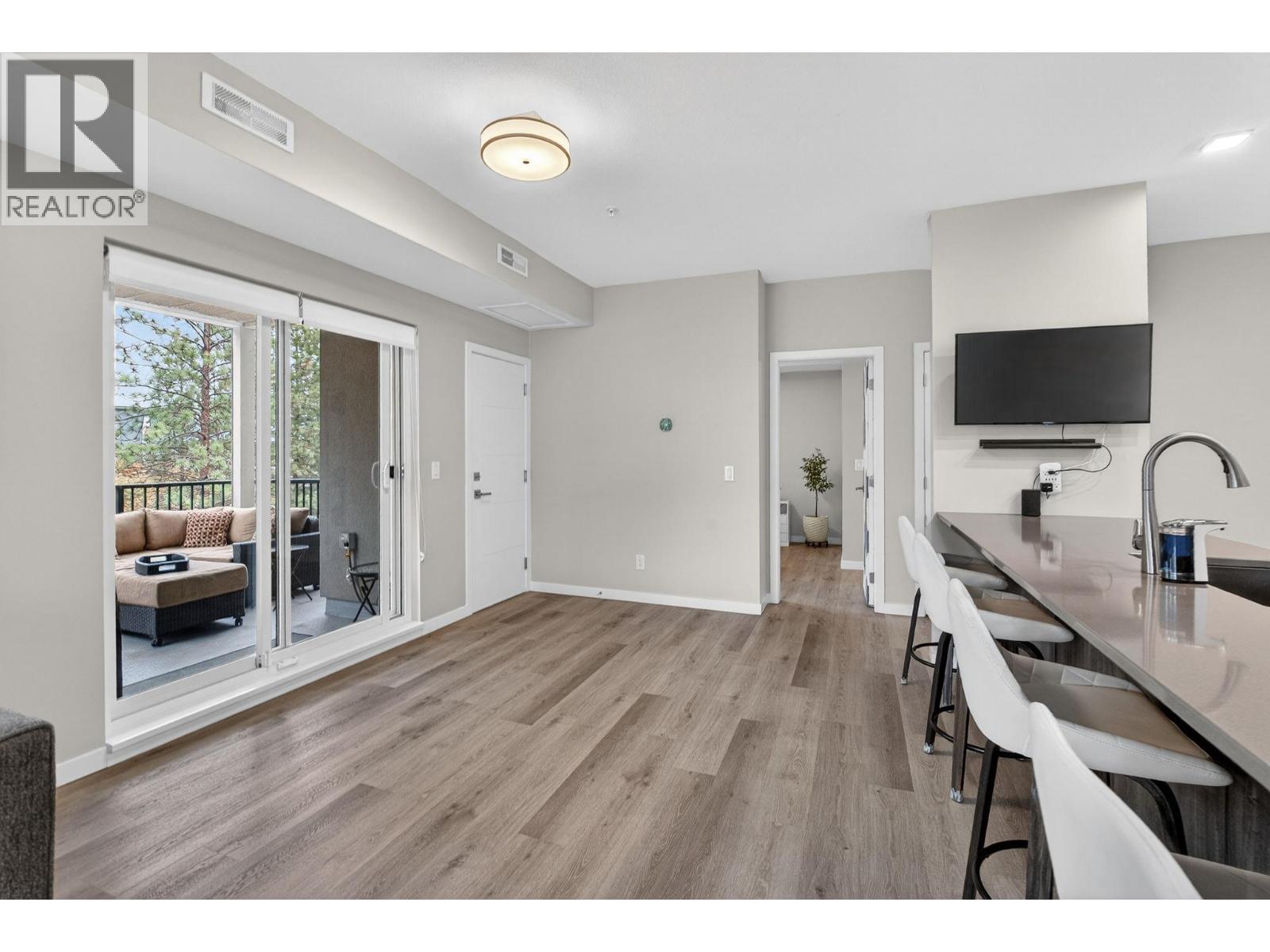 207 2301 Carrington Road, West Kelowna