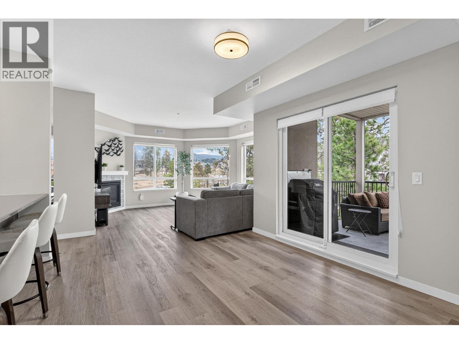 207 2301 Carrington Road, West Kelowna