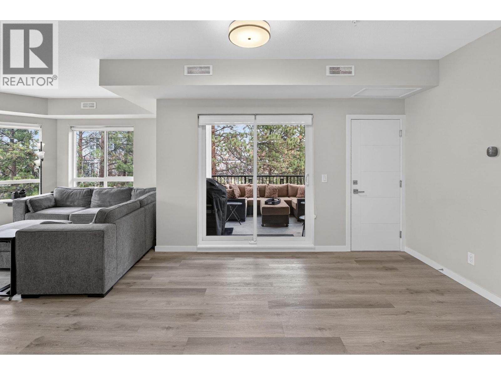 207 2301 Carrington Road, West Kelowna