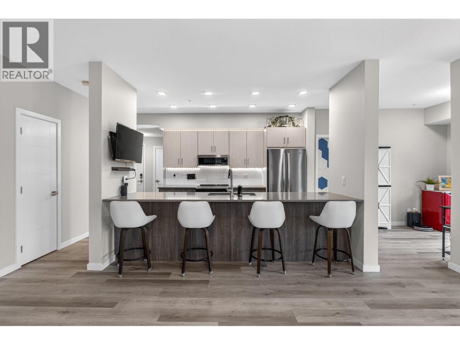 207 2301 Carrington Road, West Kelowna