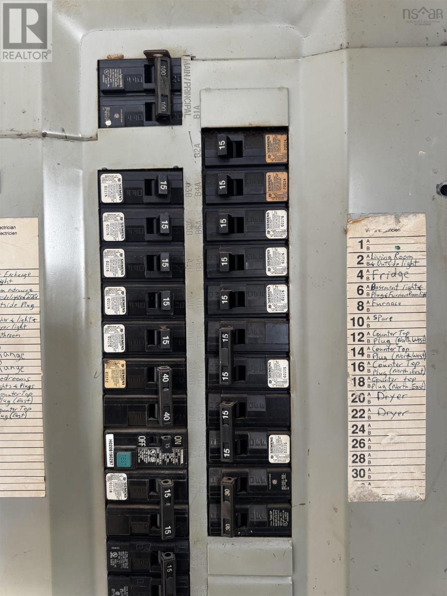 Property 11 of 18 of 186 Tennyson Street