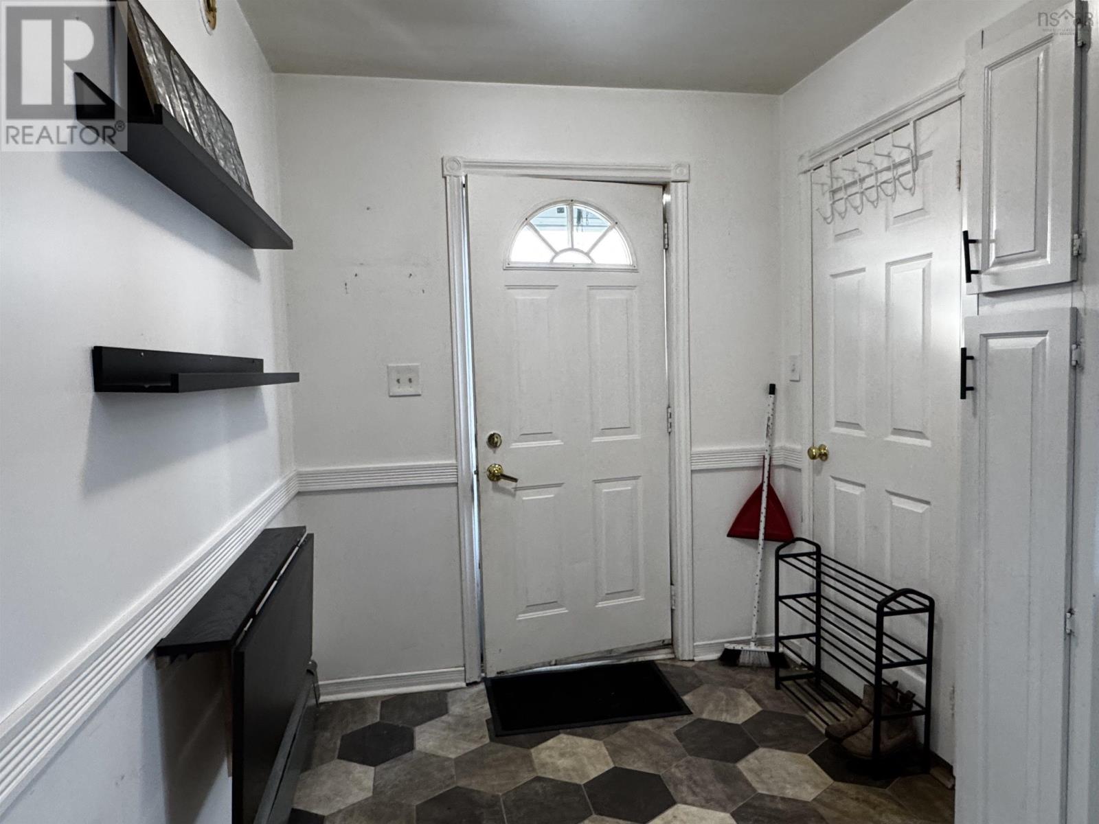 Property 3 of 18 of 186 Tennyson Street