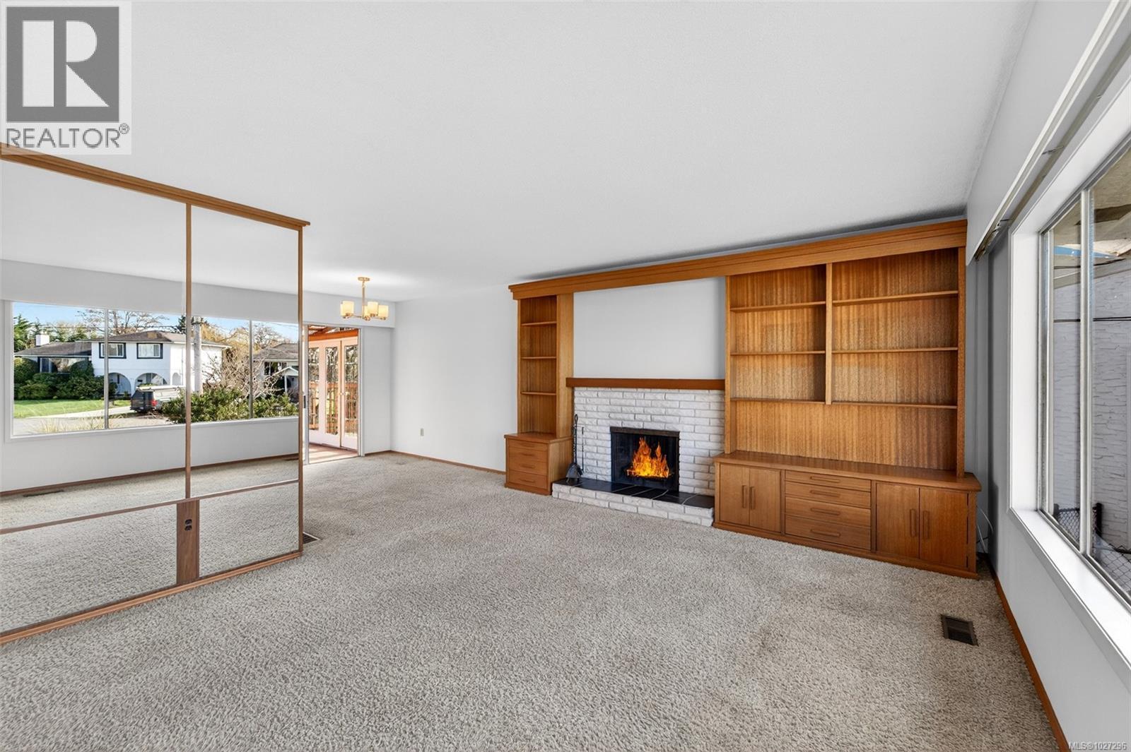 10304 Pollard Pl, Sidney