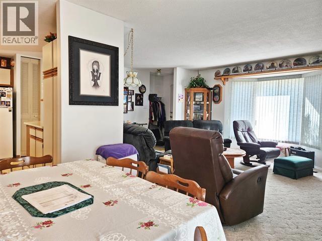 571 PERRY STREET, Quesnel