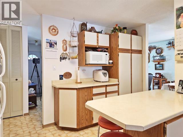 571 PERRY STREET, Quesnel