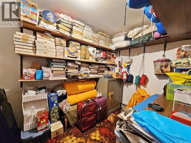 571 PERRY STREET, Quesnel