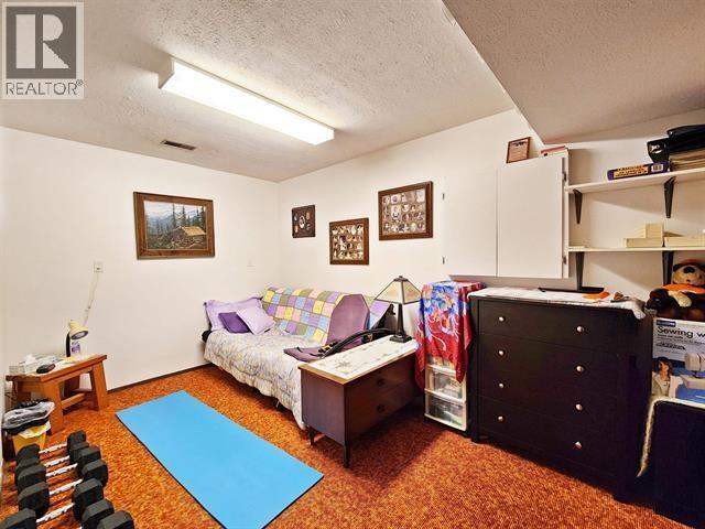 571 PERRY STREET, Quesnel