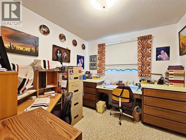 571 PERRY STREET, Quesnel