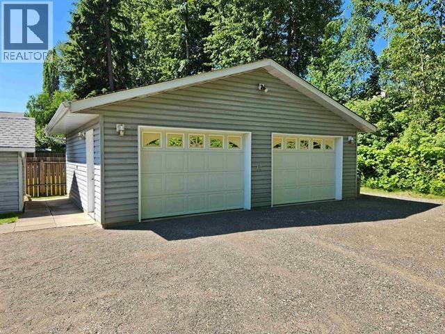 571 PERRY STREET, Quesnel