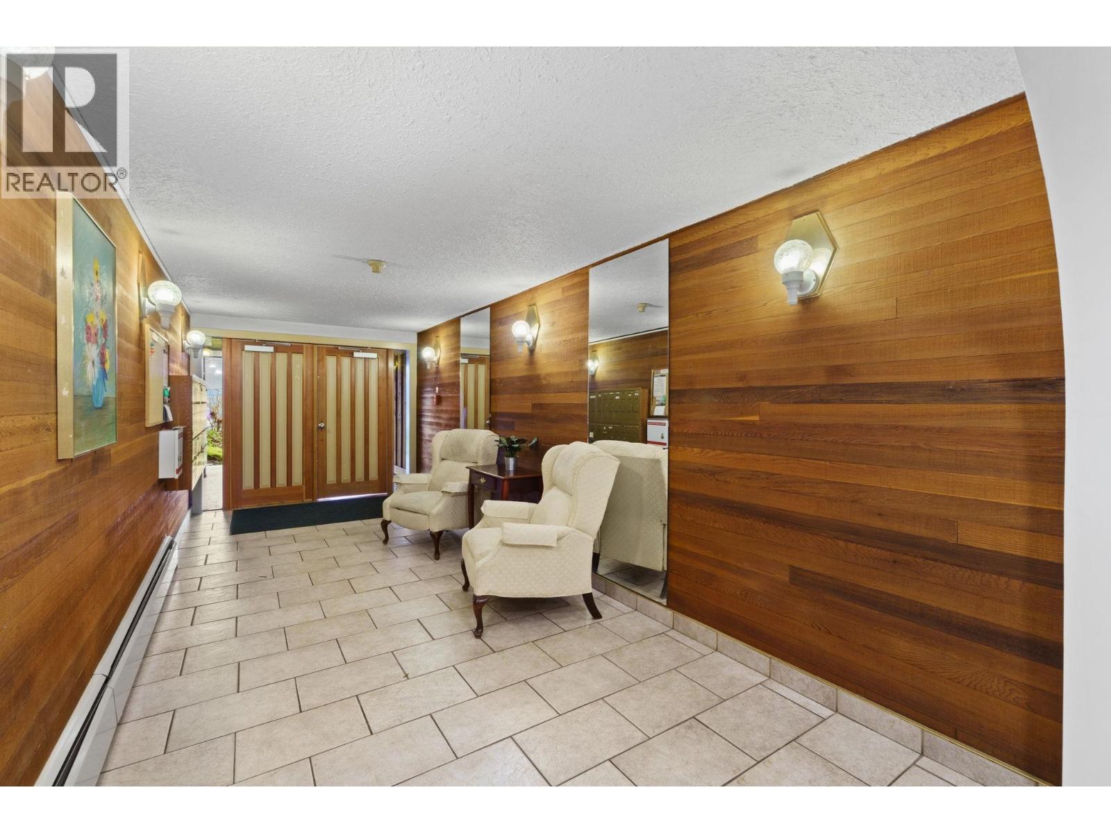 304 720 EIGHTH AVENUE AVENUE, New Westminster