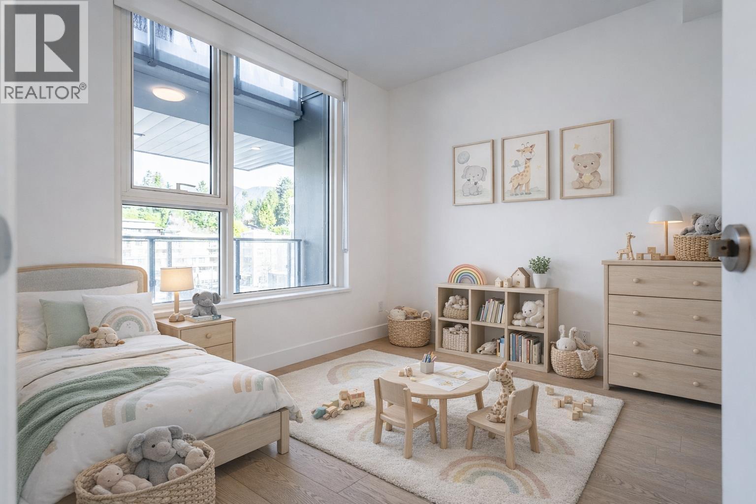 511 423 6TH STREET, West Vancouver