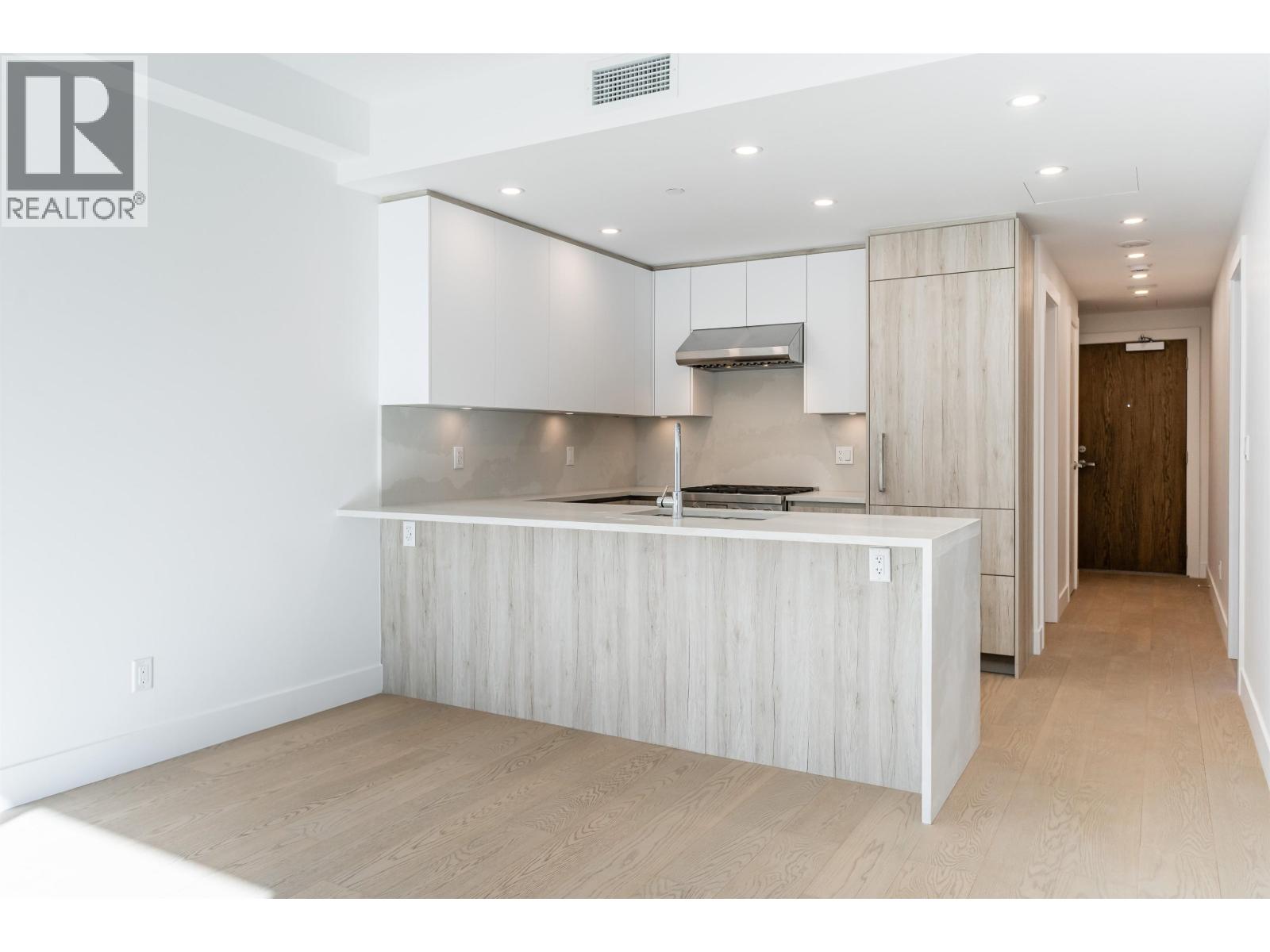 511 423 6TH STREET, West Vancouver