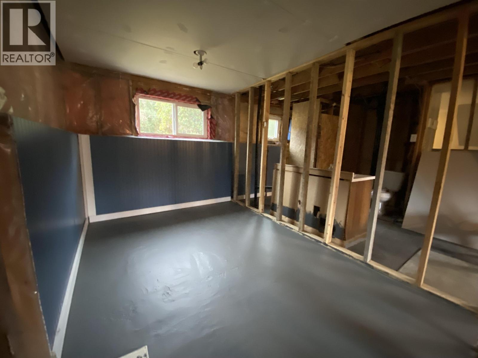 5203 GOSSEN CREEK Street, Terrace