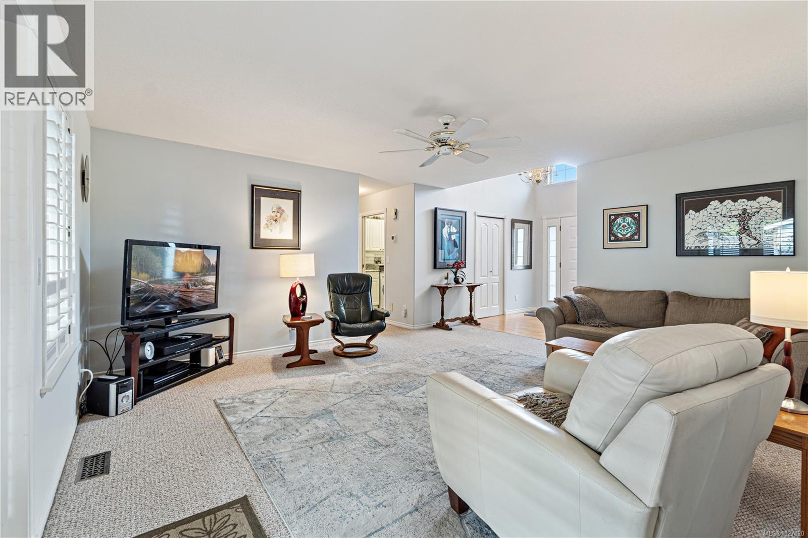 1084 Aery View Way, Parksville