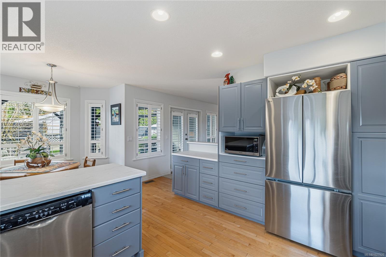 1084 Aery View Way, Parksville