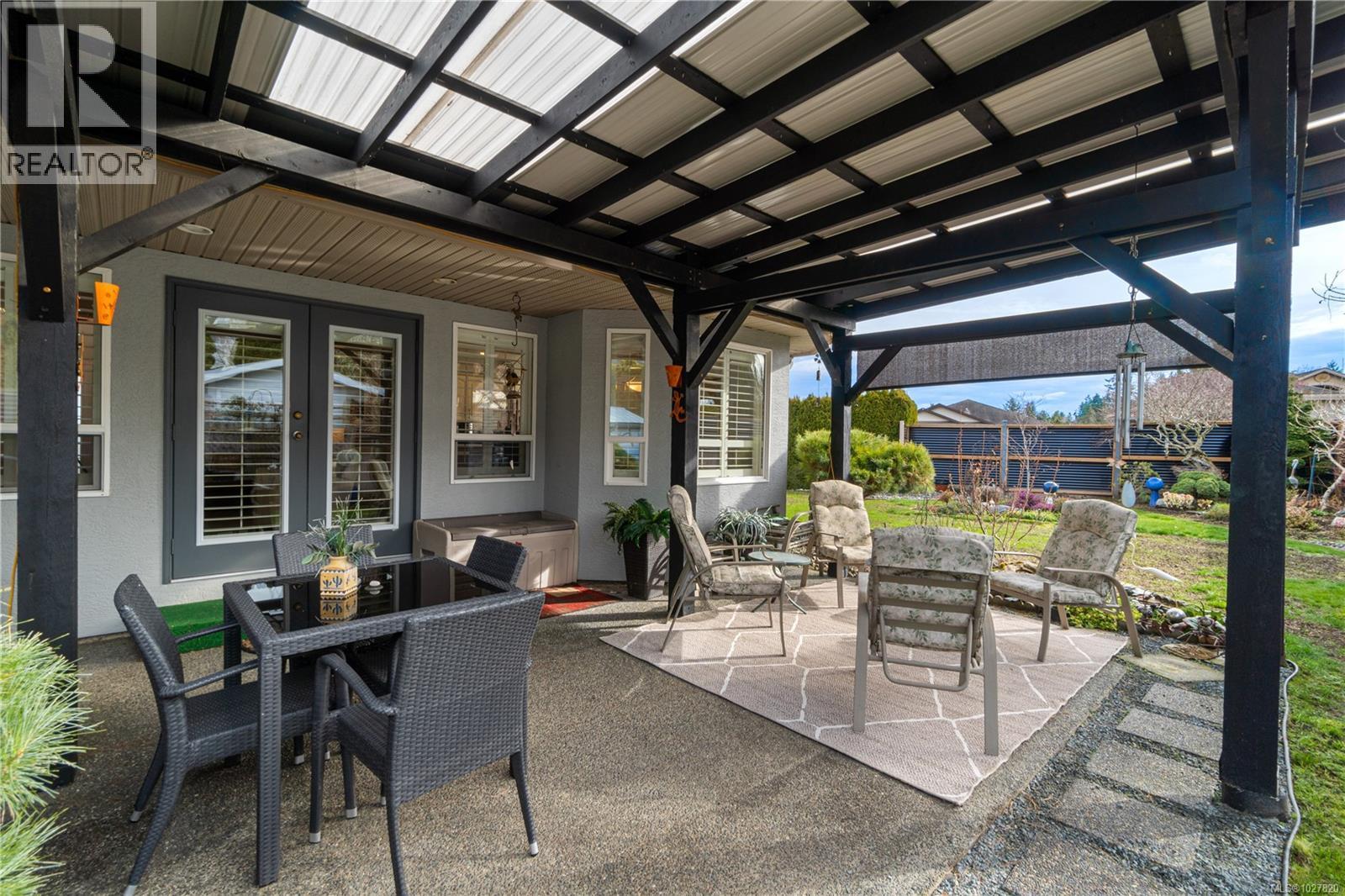 1084 Aery View Way, Parksville