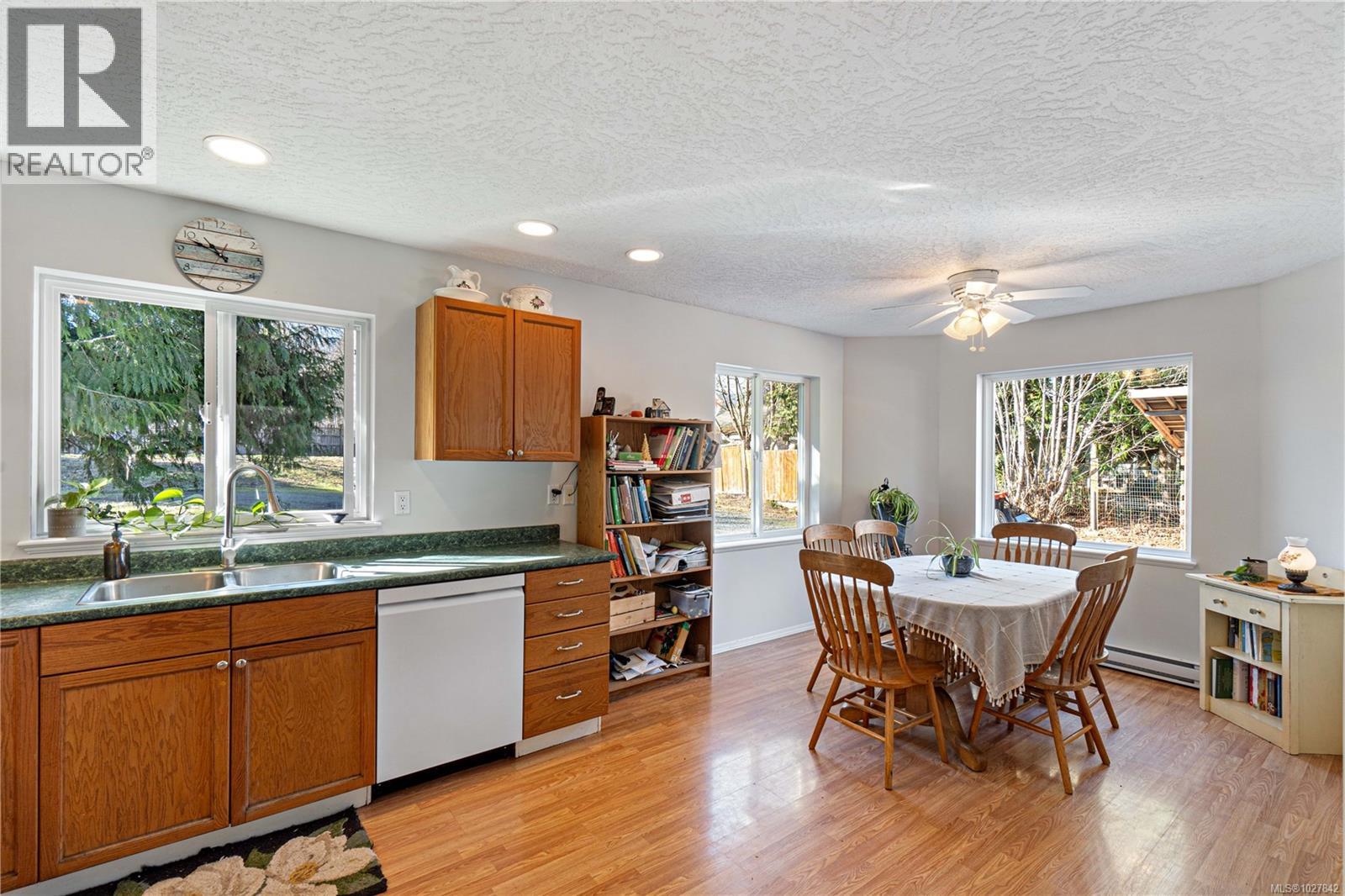 1726 Settler Rd, Qualicum Beach