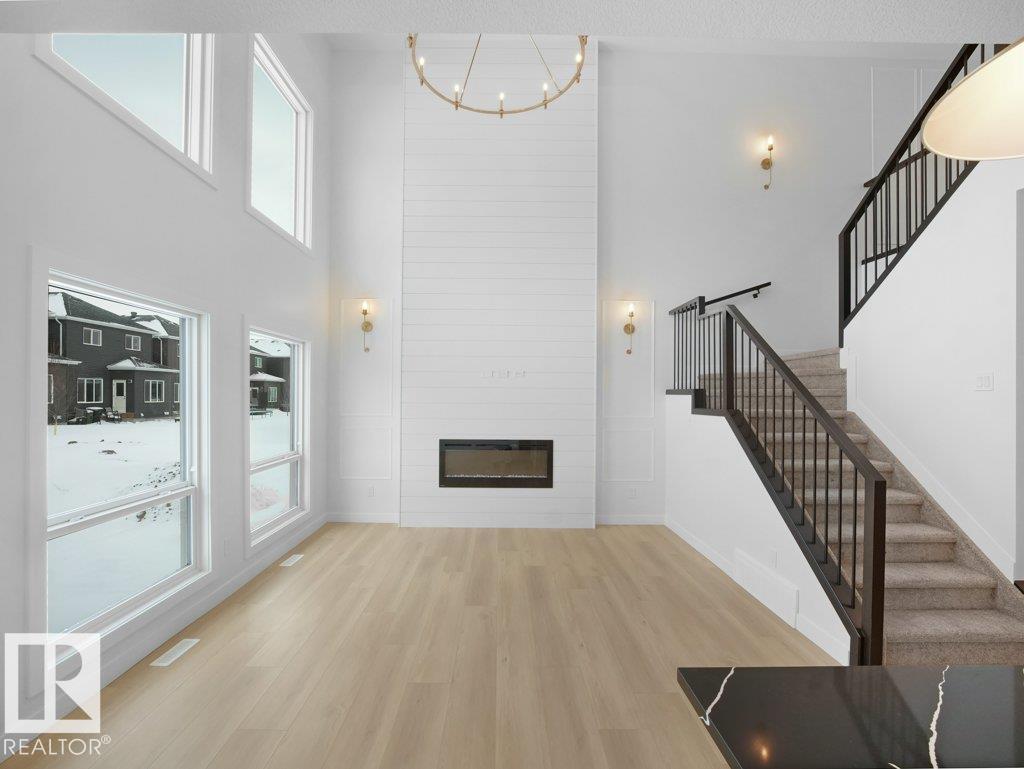 3314 Chickadee Dr NW, Edmonton