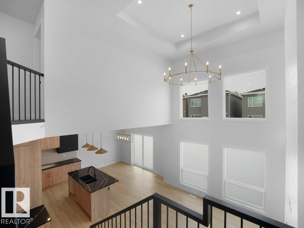 3314 Chickadee Dr NW, Edmonton