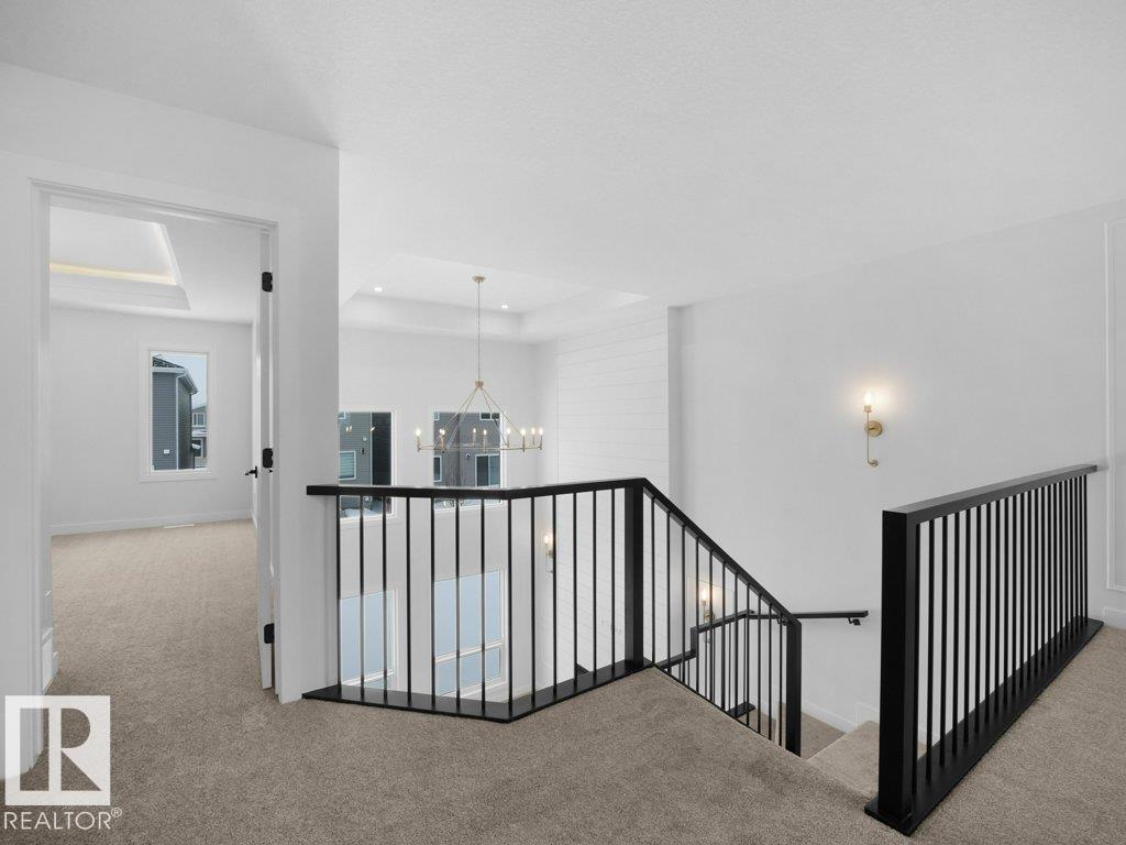 3314 Chickadee Dr NW, Edmonton