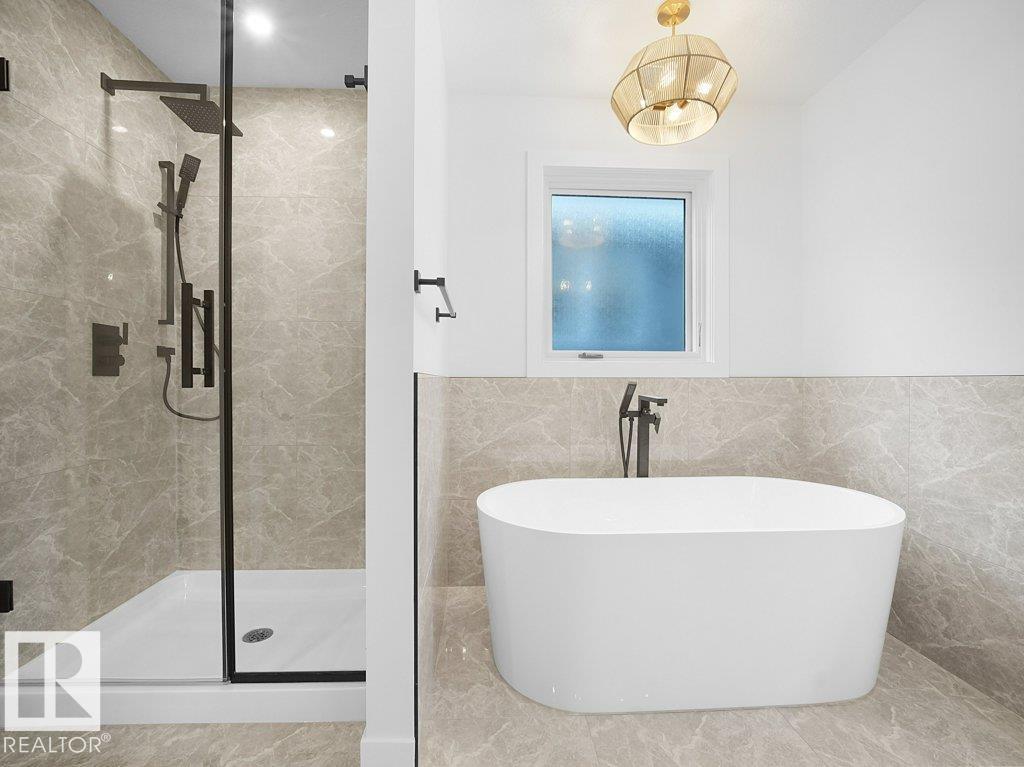 3314 Chickadee Dr NW, Edmonton