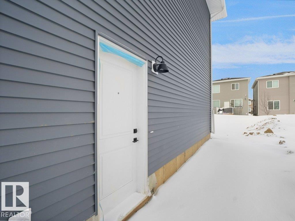 3314 Chickadee Dr NW, Edmonton