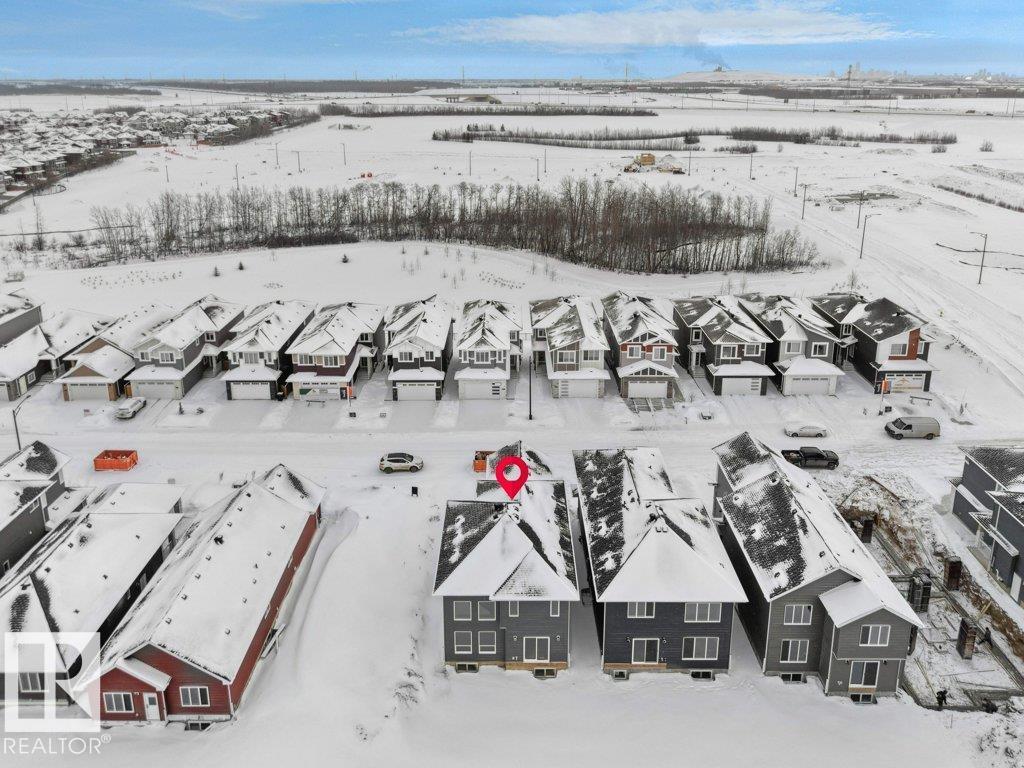 3314 Chickadee Dr NW, Edmonton