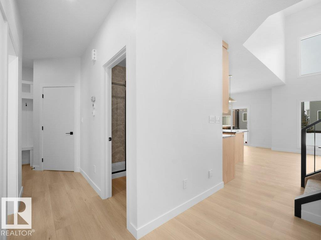 3314 Chickadee Dr NW, Edmonton