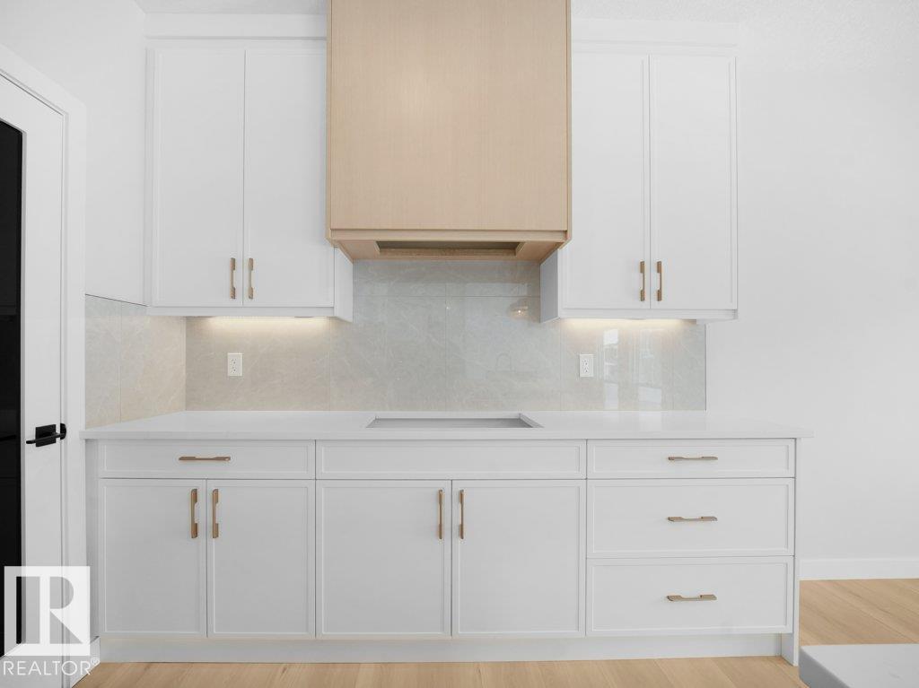 3322 CHICKADEE DR NW, Edmonton