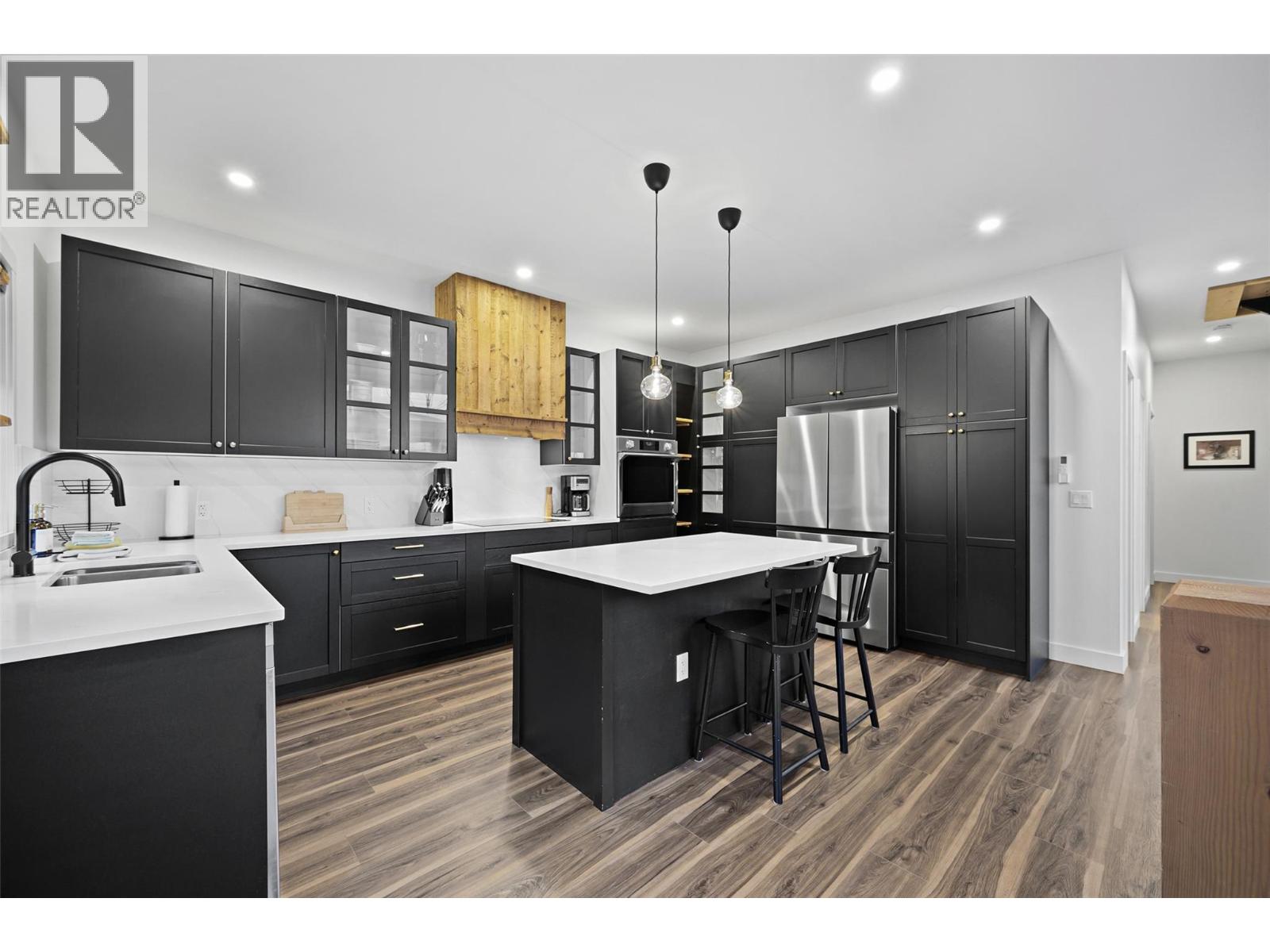 1614 Lower Lakeview Lane - 13