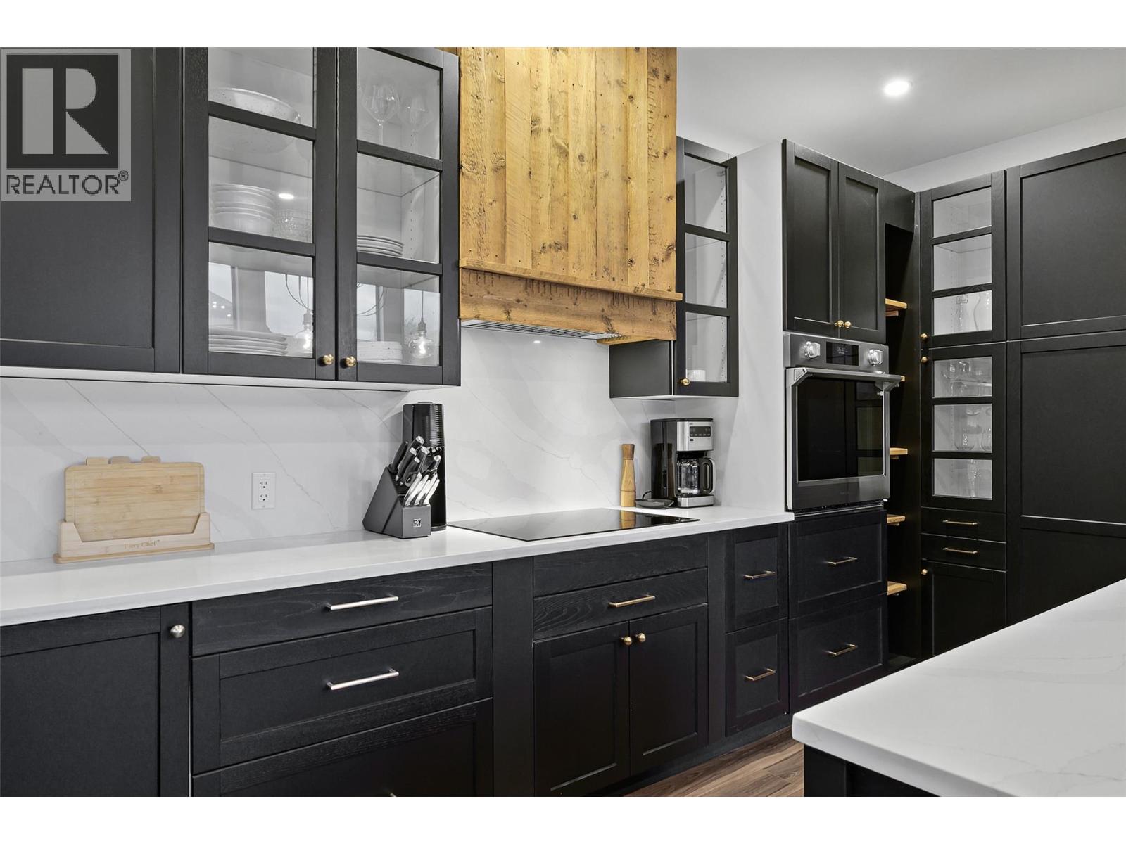 1614 Lower Lakeview Lane - 14