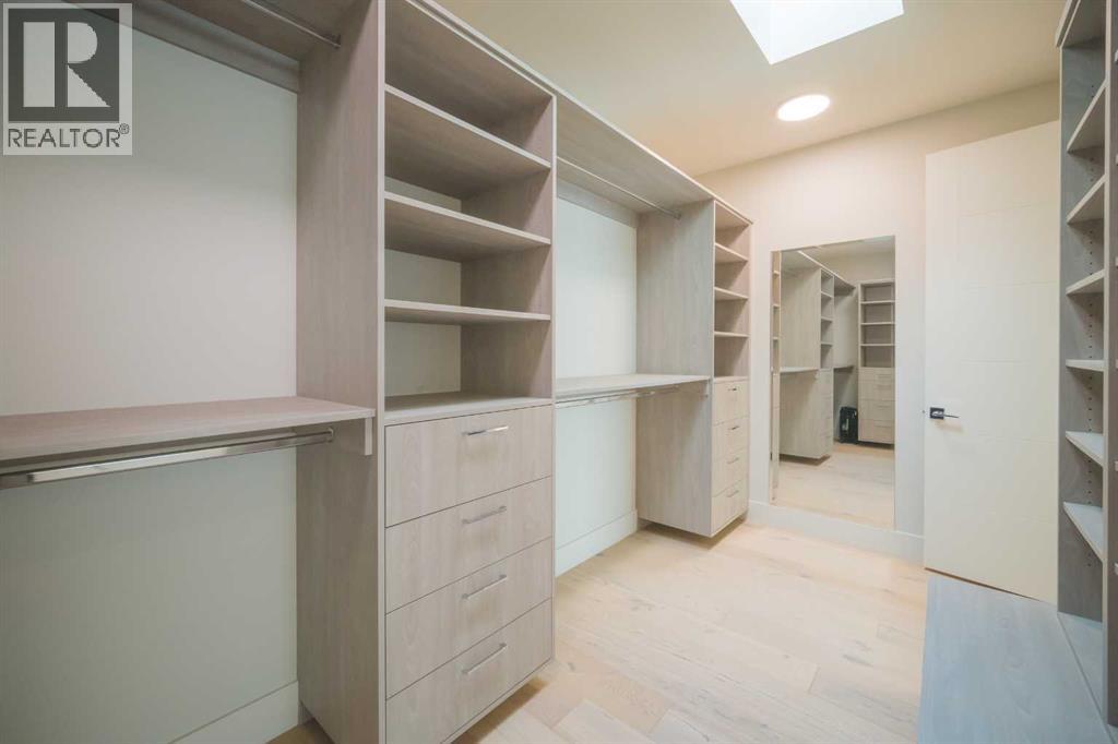 Single Family House for Sale in   Avenue NE Winston Heights/Mountview Calgary 