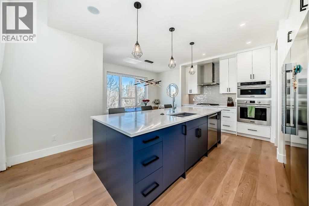 Single Family House for Sale in  ROCK LAKE View NW Rocky Ridge Calgary 