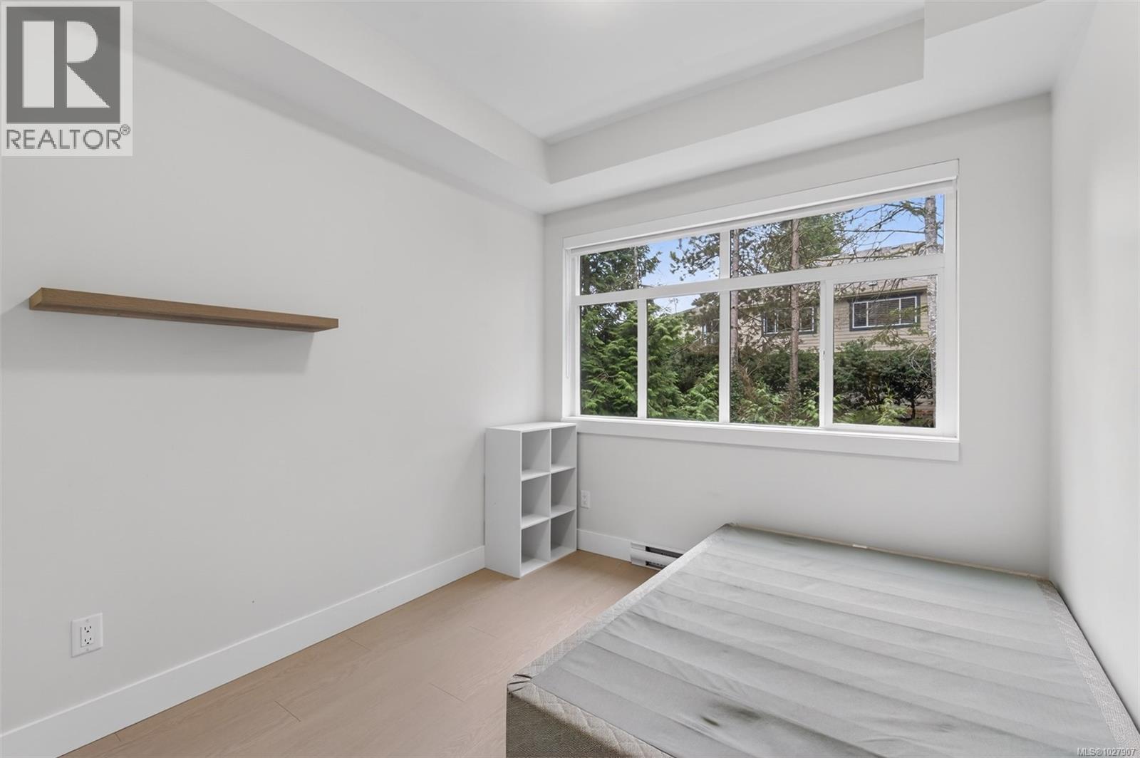 303 1450 Glentana Road, View Royal