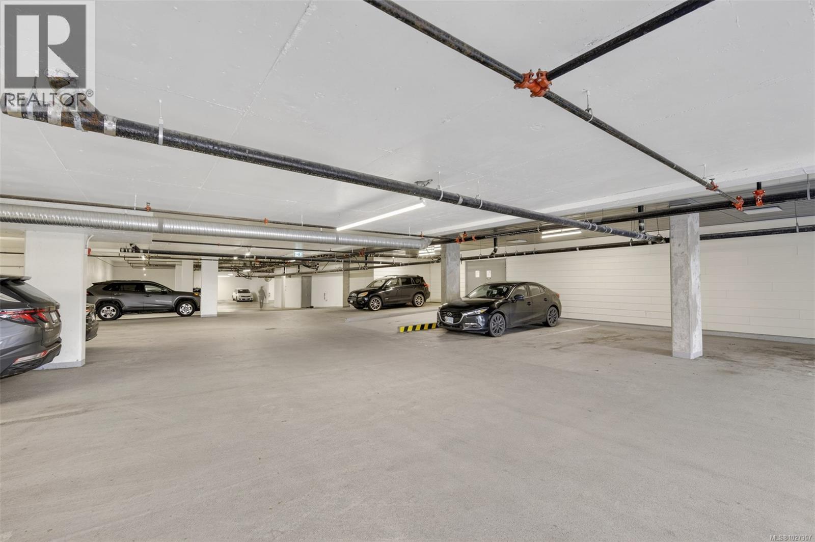 303 1450 Glentana Road, View Royal