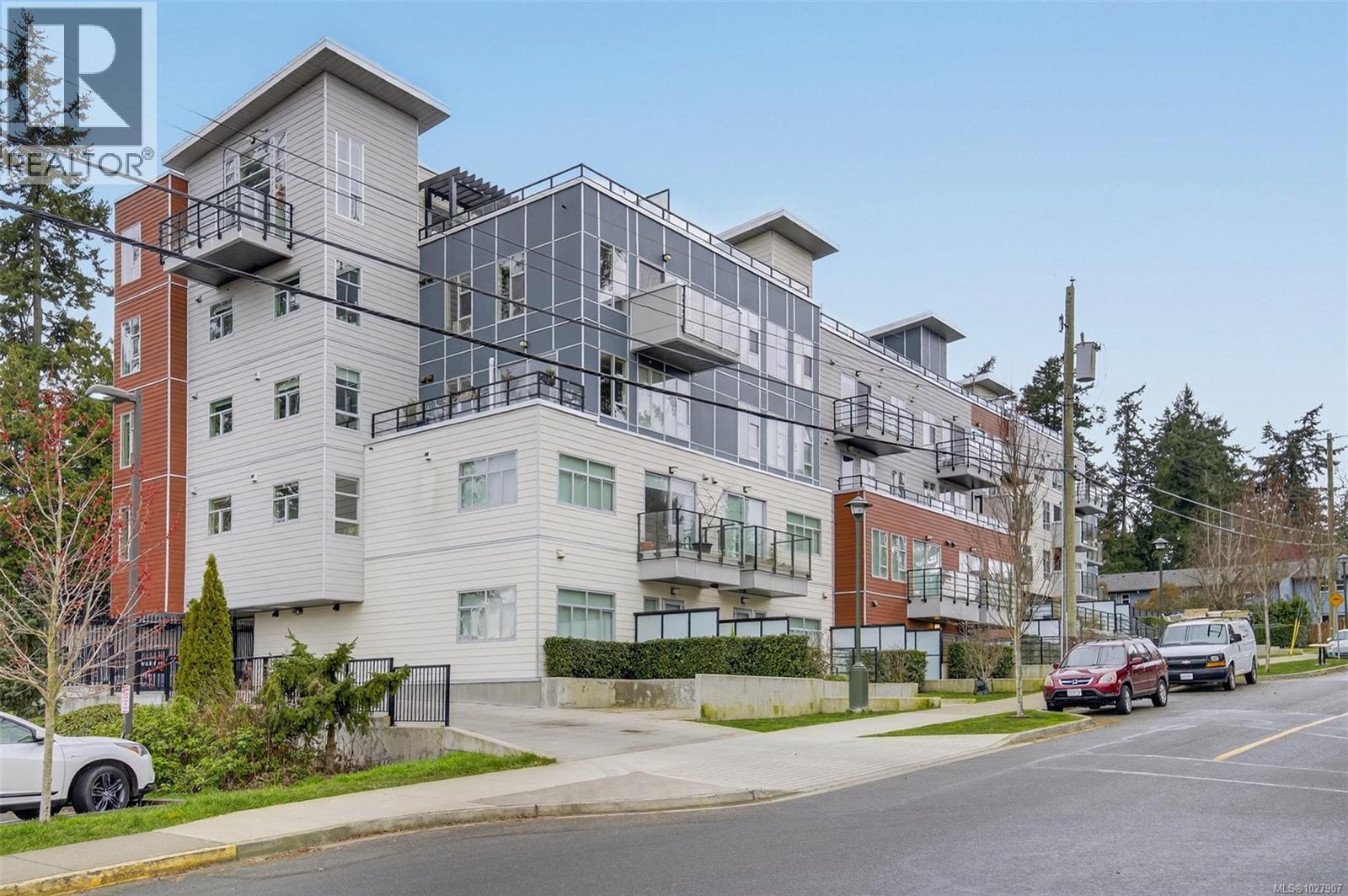 303 1450 Glentana Road, View Royal