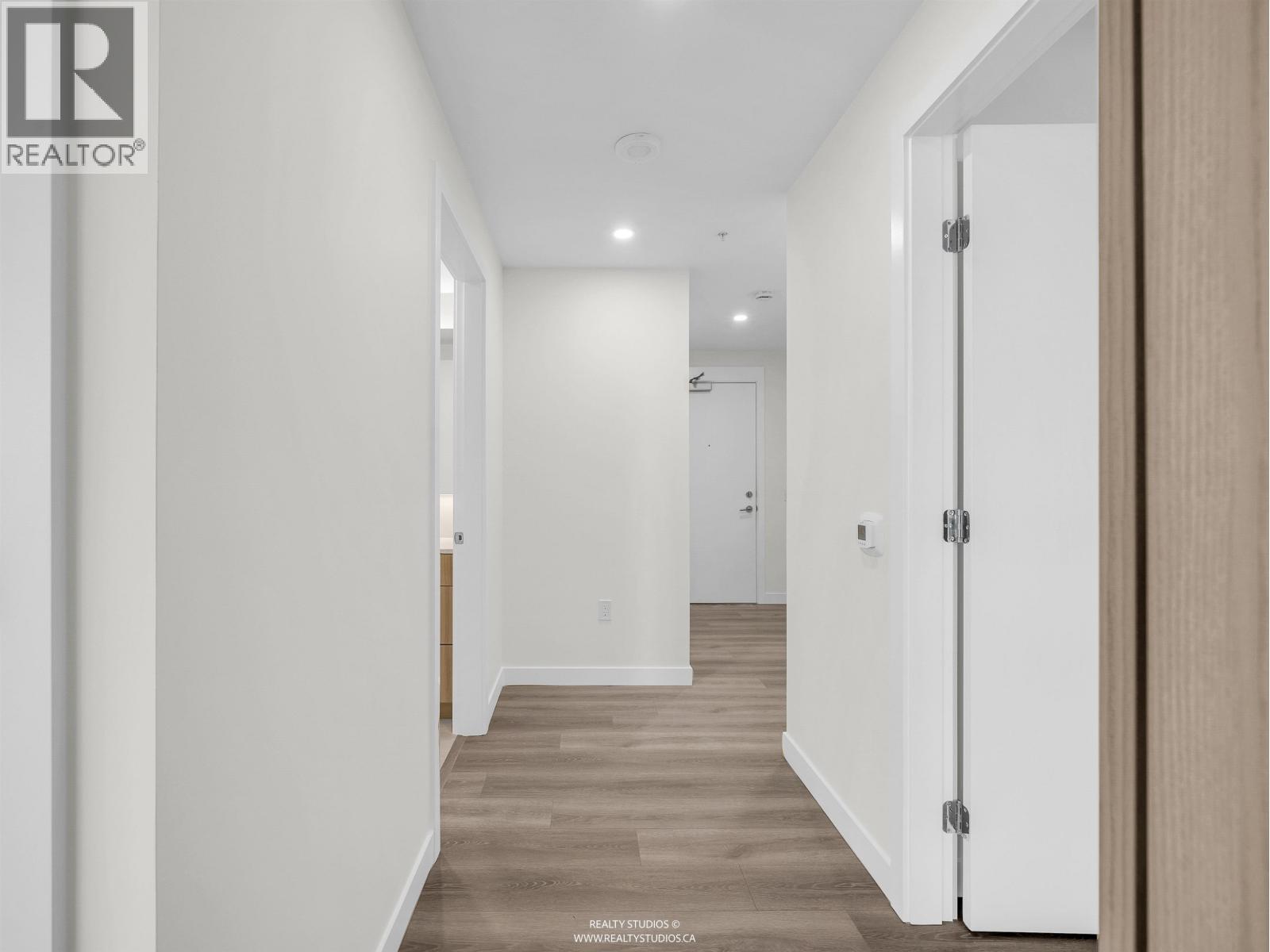 3501 6075 WILSON AVENUE, Burnaby