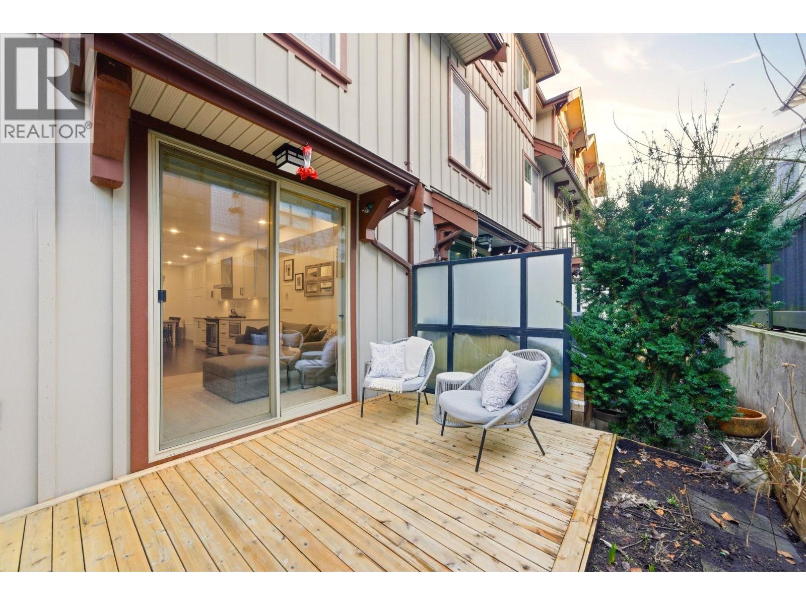 54 433 SEYMOUR RIVER PLACE, North Vancouver