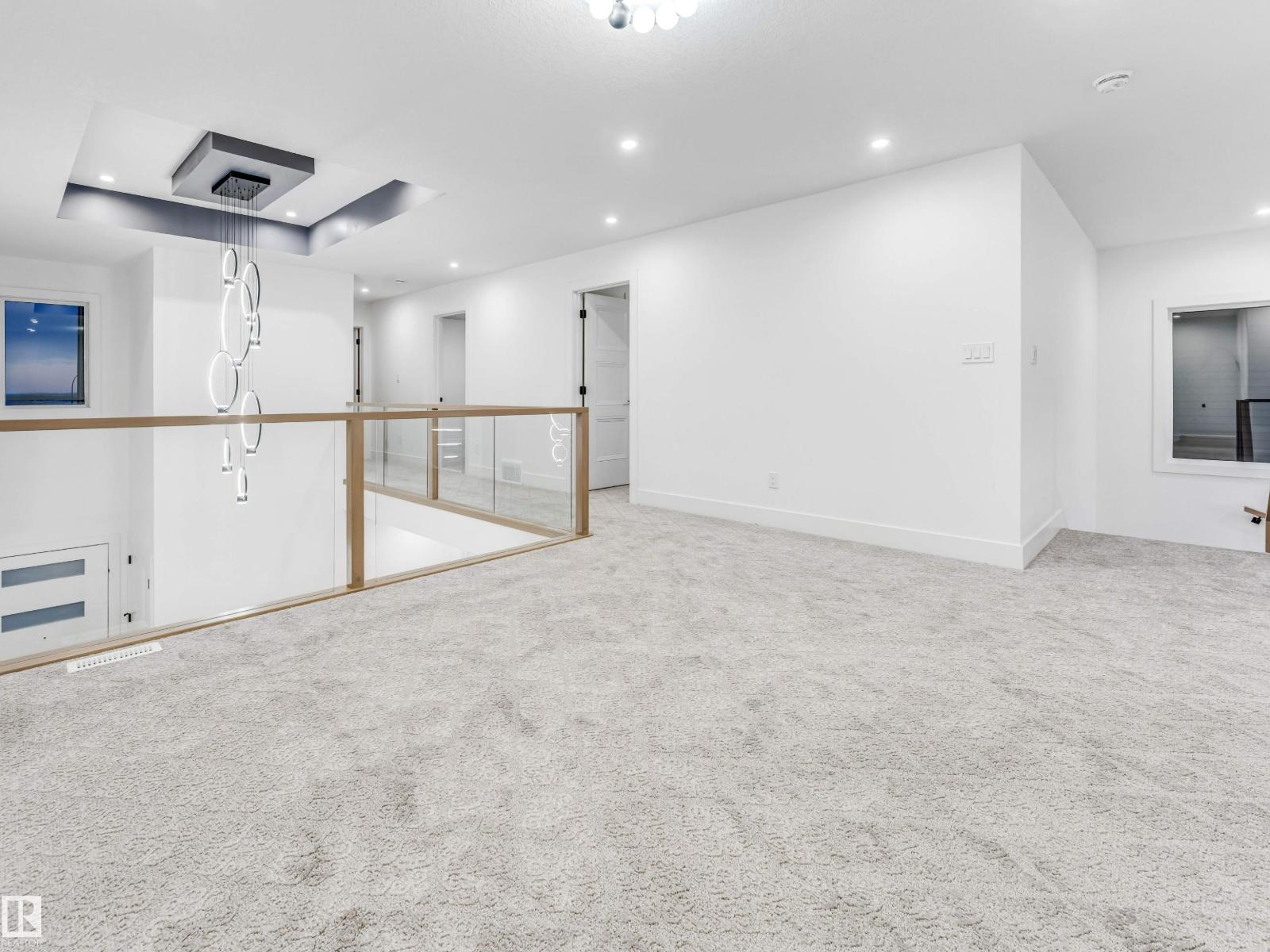 2346 63 AV NE - 32