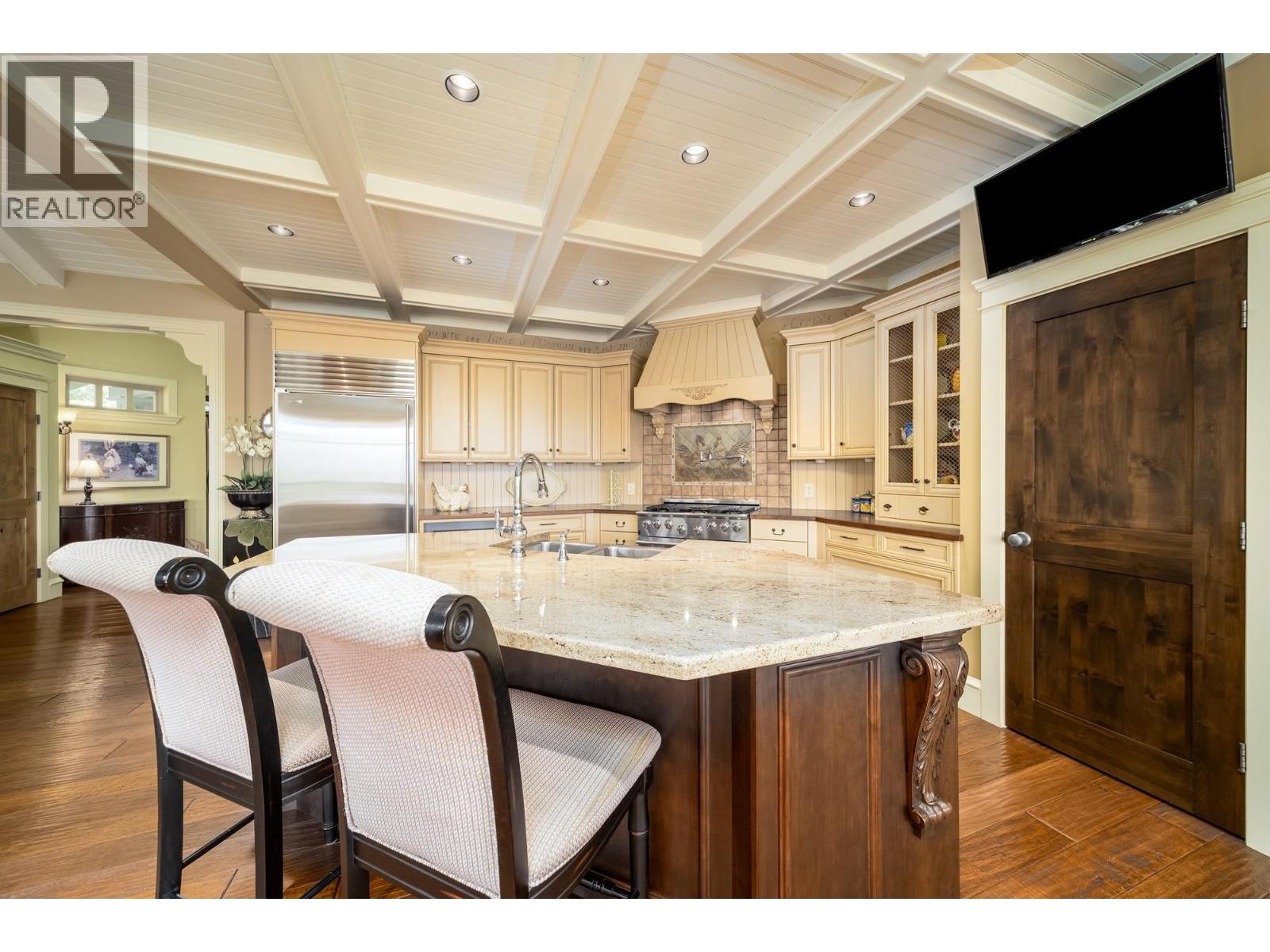 698 Arbor View Drive, Kelowna