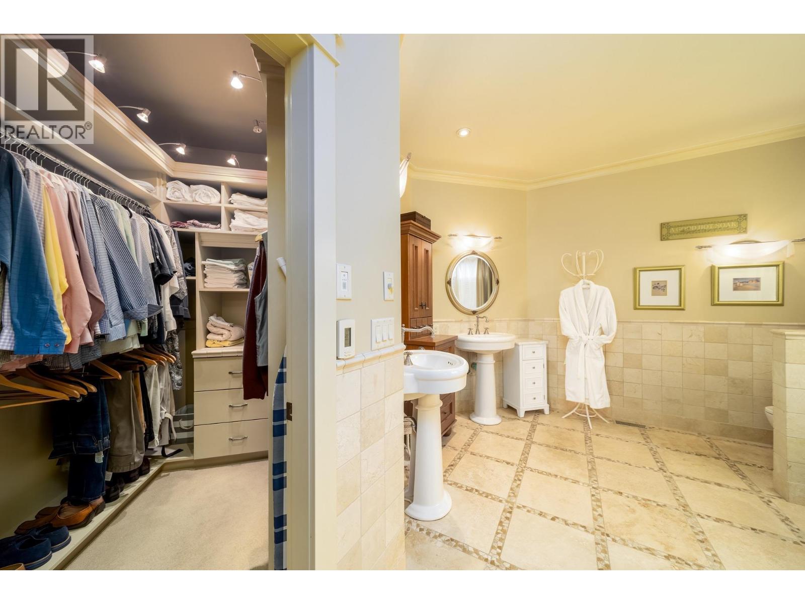  698 Arbor View Drive, Kelowna