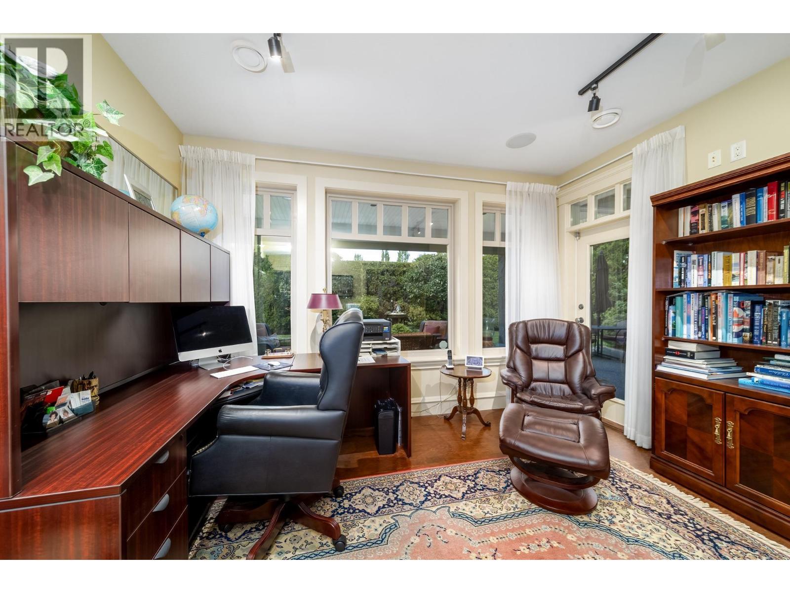  698 Arbor View Drive, Kelowna