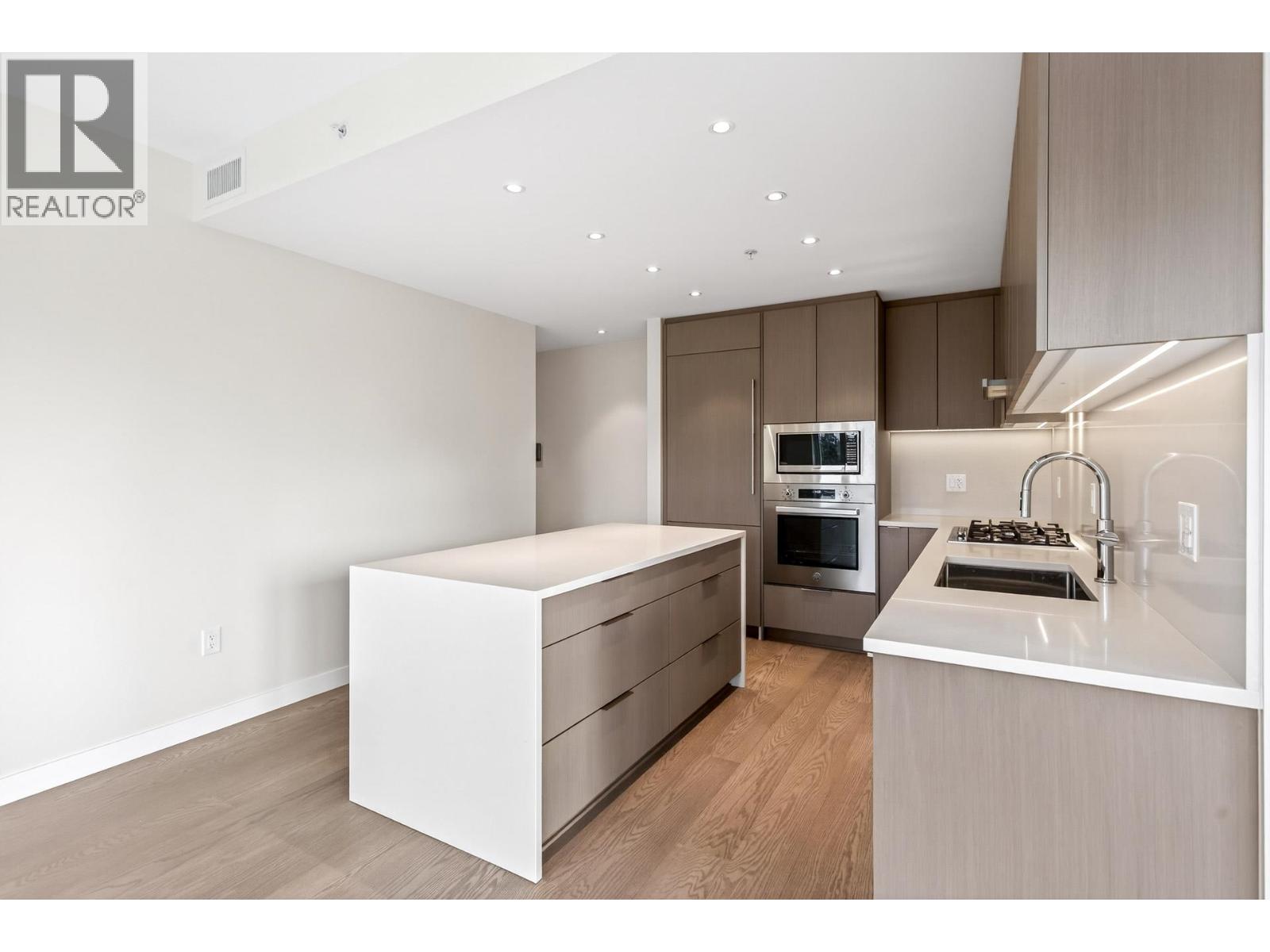 605 6138 BIRNEY AVENUE, Vancouver