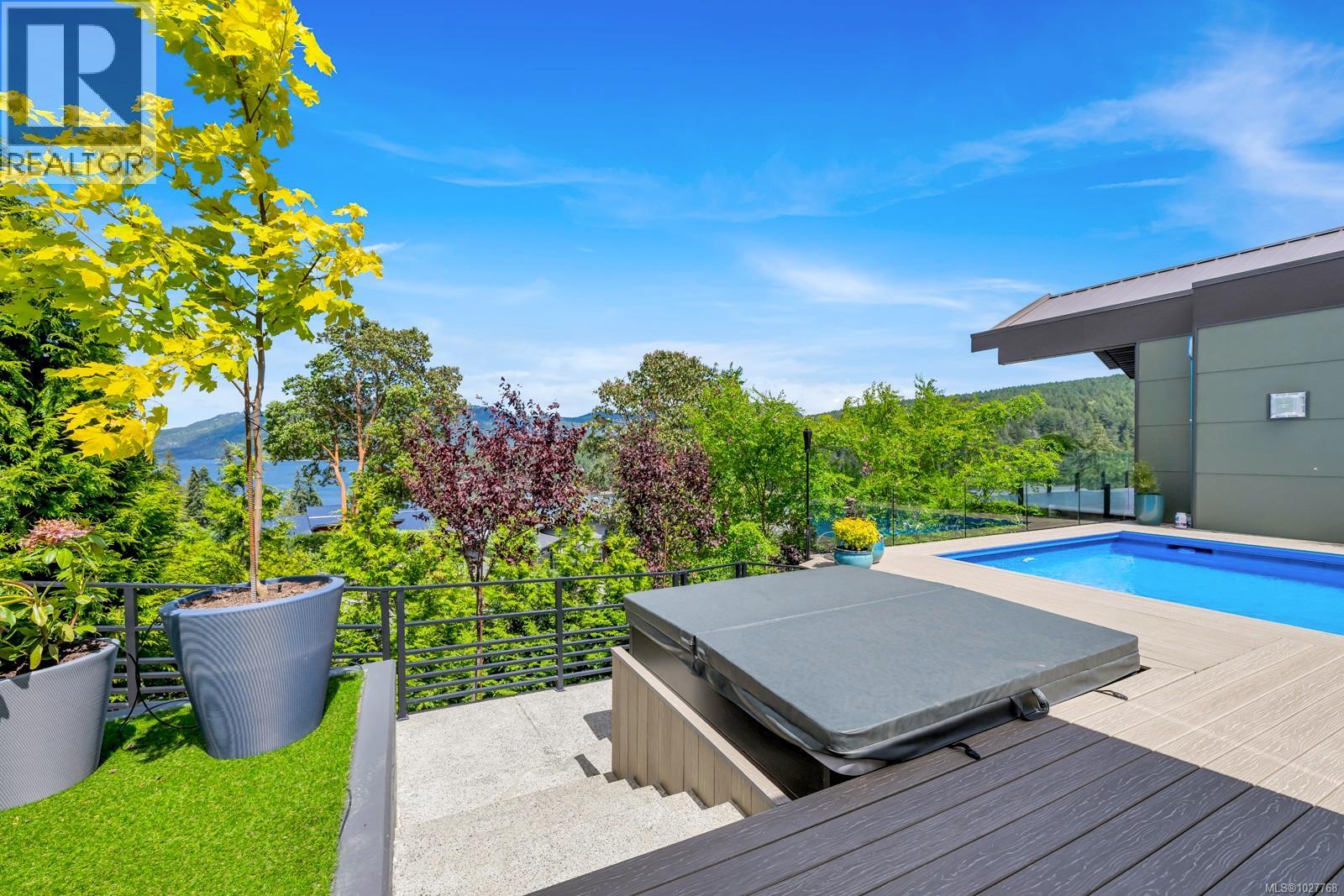 23 & 24 1060 Shore Pine Close, Duncan